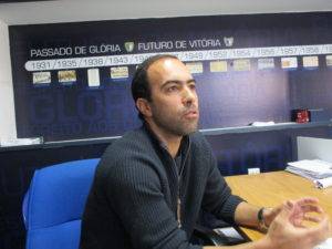 Nuno Moreira olha para o futuro como quem sabe que a rede sobre a qual trabalha é segura (Imagem: Pedro Costa) F C Famalicão - Vila Nova
