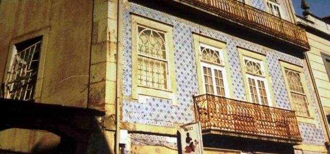 Casa Sousa Fernandes ‘perde’ azulejos.