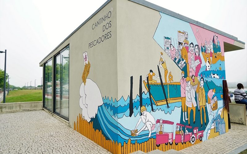 Arte Comunitária | AMAReMAR inaugura novo mural ilustrado junto à lota