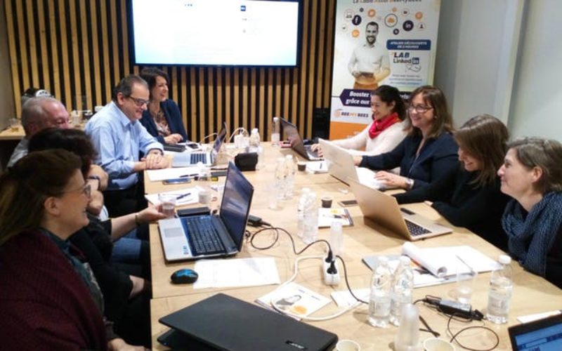 Negócios | E-Business. Estratégias digitais em conferência para um mundo cada vez mais online