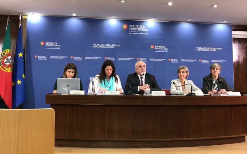 Solidariedade | Governo testa medidas de apoio ao cuidador informal