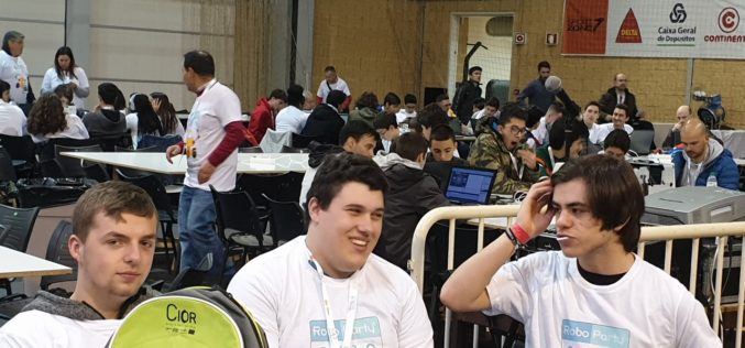 Tecnologia | Alunos da CIOR marcam presença na RoboParty de Guimarães