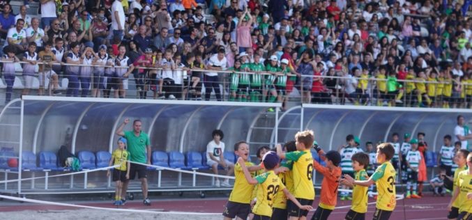 Futebol | Envolvência e alegria na ‘Liga Mini’ de Guimarães