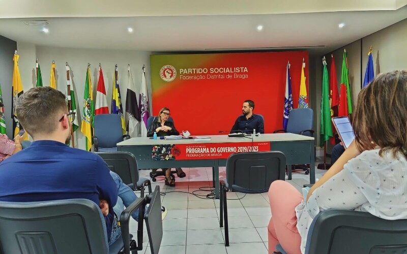 Pandemia | Federação de Braga da Juventude Socialista reúne com com direção do Instituto e Formação Profissional