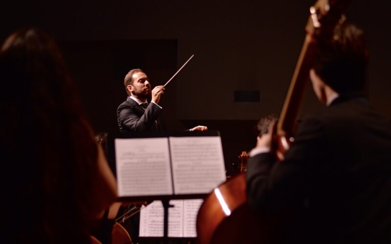Música | Maestro José Eduardo Gomes dirige II Orquestra Jovem de Famalicão