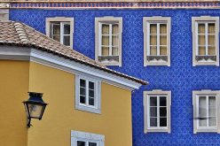 Maluda, síntese geometrizante da paisagem urbana de Lisboa