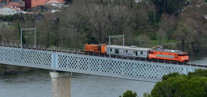 Inaugurada primeira ligação de ferrovia elétrica entre Portugal e Espanha