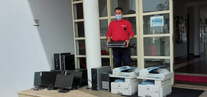 INDAQUA doa equipamentos informáticos aos Bombeiros de Vila do Conde