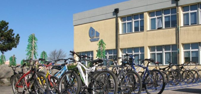 AE de Aver-o-Mar com novos estacionamentos de bicicletas