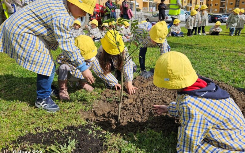 Eco-Escola JI de Brufe envolve comunidade na luta por um mundo melhor