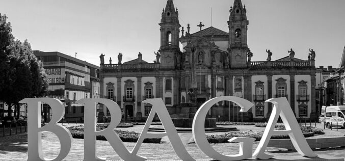 Preto e branco são as cores de Braga para o Dia Mundial da Fotografia