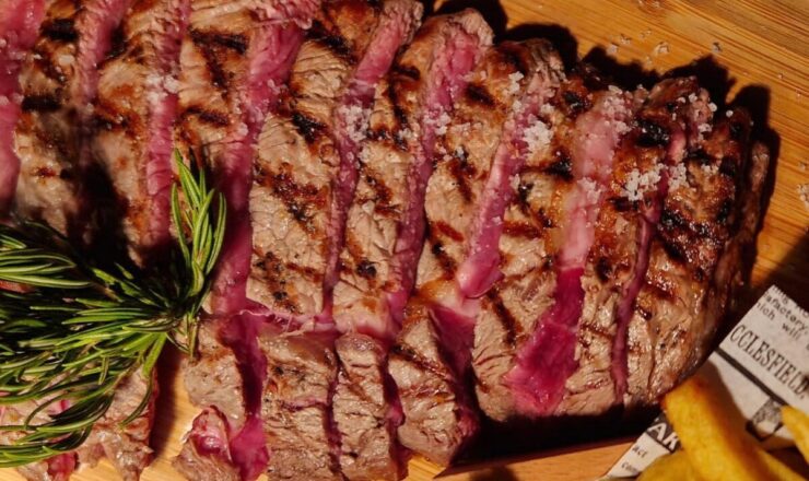 maravilhas gastronómicas - gastronomia - país - portugal - carne - gado vacum - gado bovino - terra quente - planalto mirandês - mirandela - posta mirandesa - açimentação - gastronomia - carne - história - cultura - restaurante thatro - trás-os-montes - alto douro - portugal - comida tradicional -